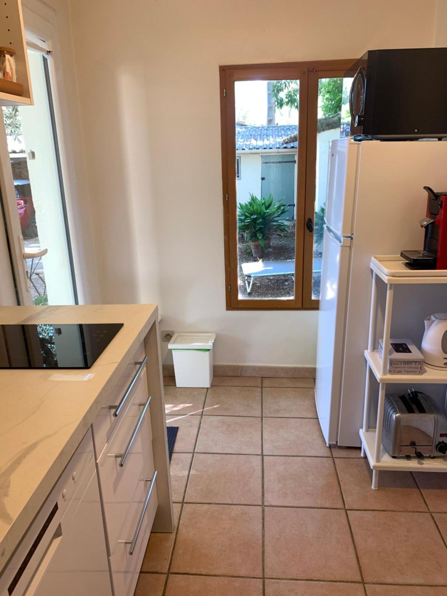 Mazet Proche Golf Villa Nîmes Exteriör bild